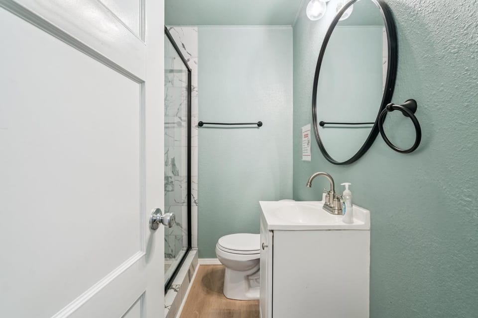 2BR Apt 5 mins Rose State Monthly 15 Off #L1 House in Midwest City