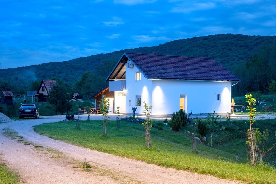Property building, Neighbourhood, Natural landscape