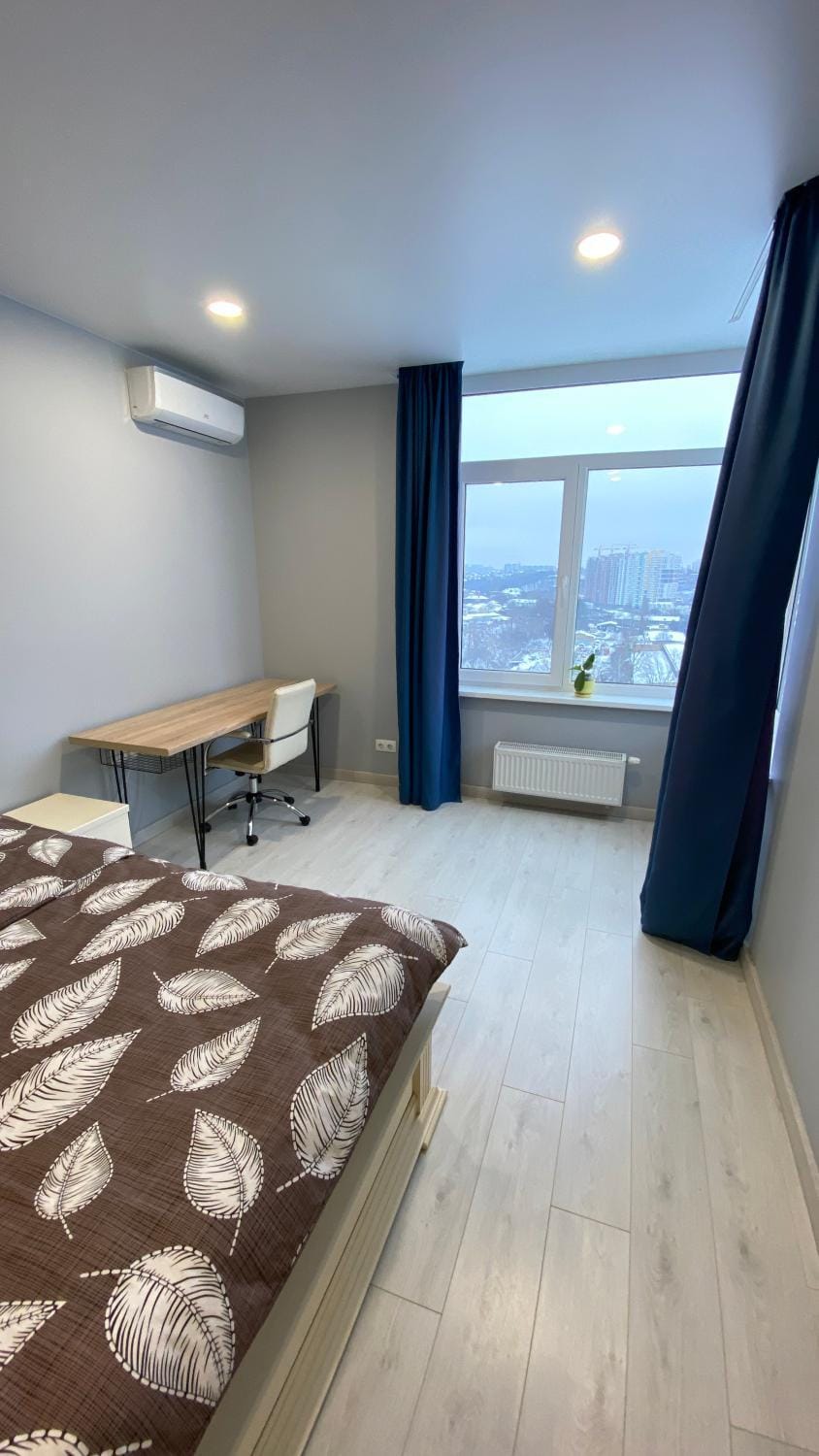 Bedroom, air conditioner