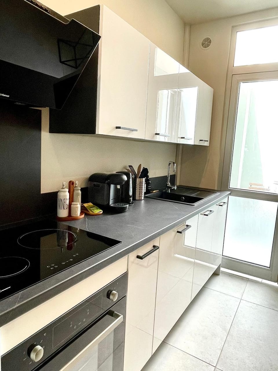Coffee/tea facilities, Kitchen or kitchenette, dishwasher, minibar, pet friendly, stove, toaster, washing machine