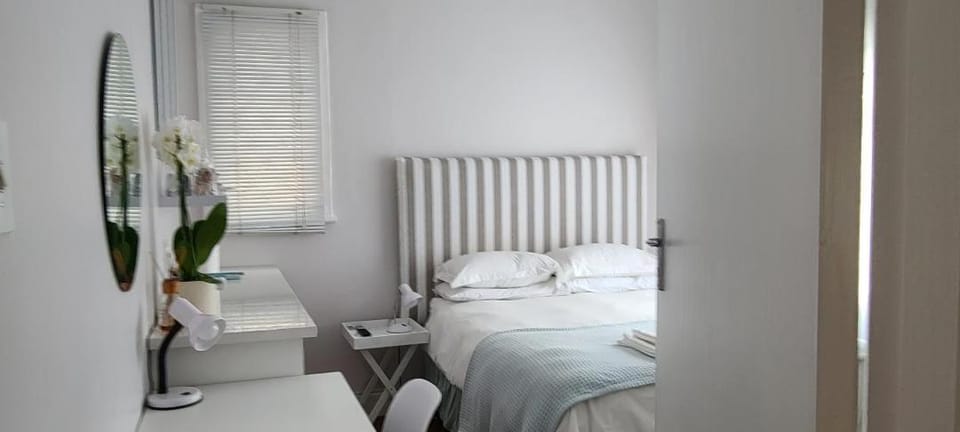 Innes Road Durban Accommodation 2 Bedroom Private Unit A Bed and Breakfast in Durban