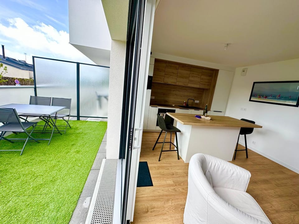 Arradon Golfe du Morbihan Appartement 2 Pièces plain-pied Terrasse Apartment in Arradon