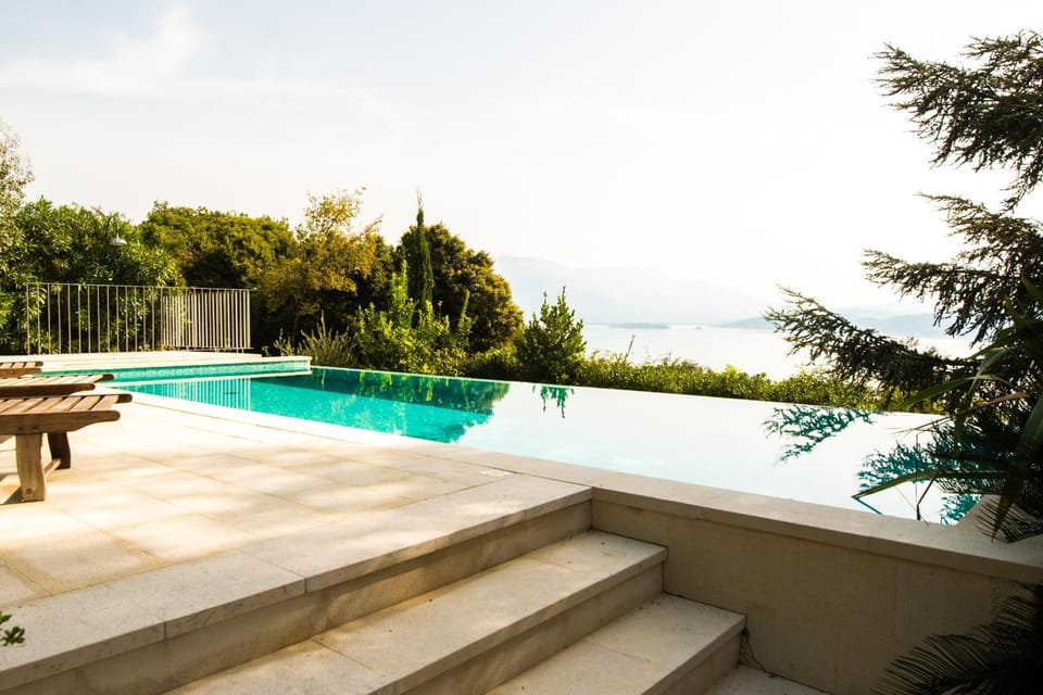 Day, Natural landscape, Garden, Garden view, Pool view, Swimming pool