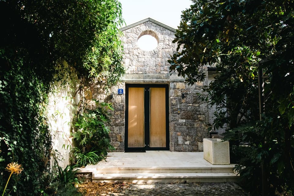 Property building, Facade/entrance, Spring, Day, Garden