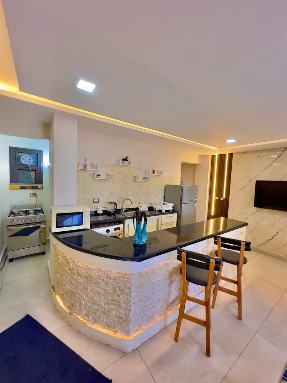 TV and multimedia, Kitchen or kitchenette, Seating area, Dining area, minibar, oven, stove, kitchen