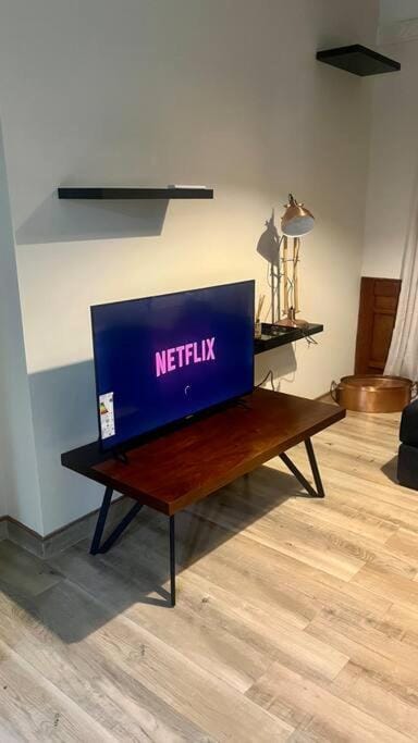 Communal lounge/ TV room, TV and multimedia