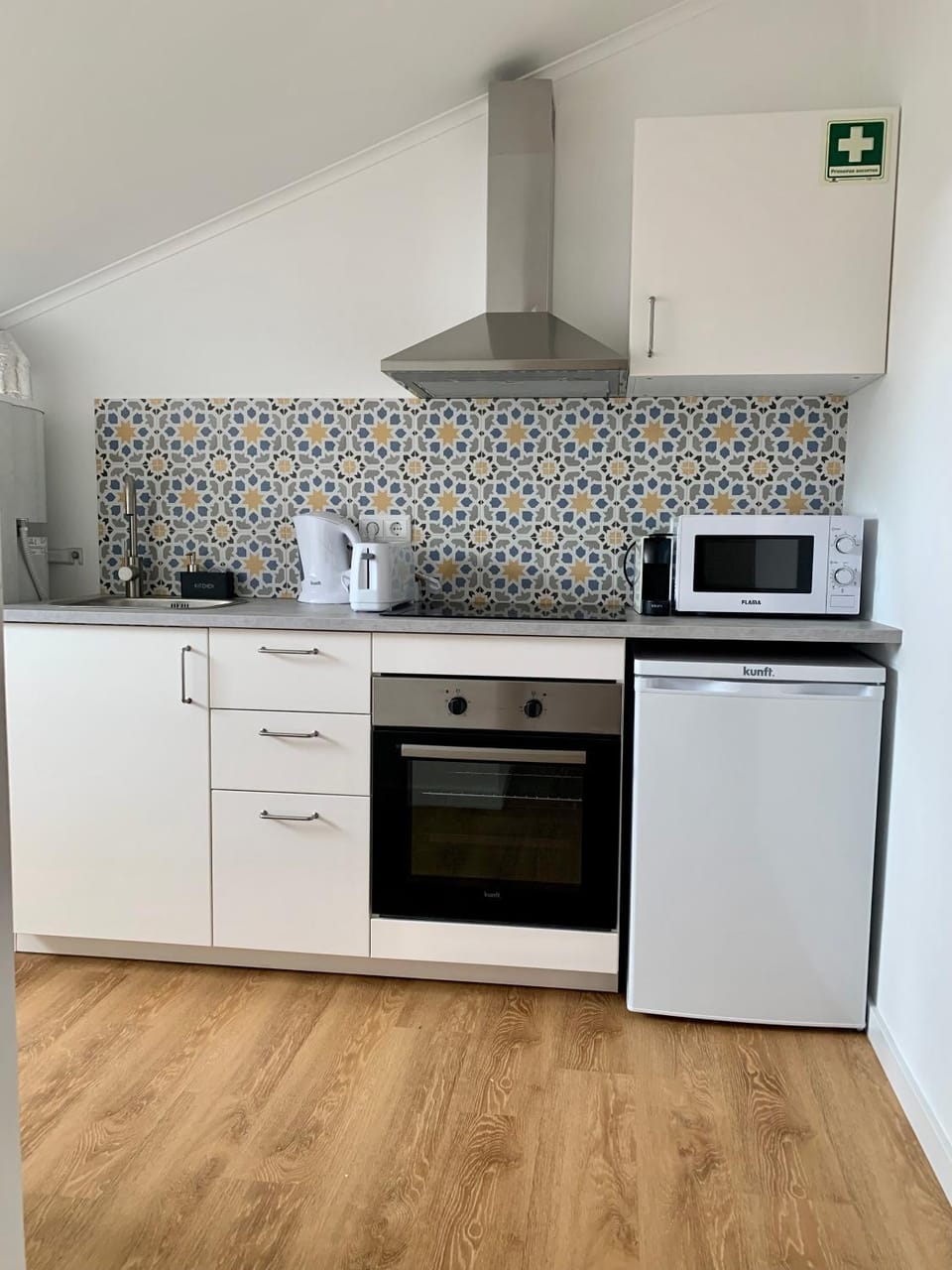 Coffee/tea facilities, Kitchen or kitchenette, minibar, pet friendly, stove, toaster