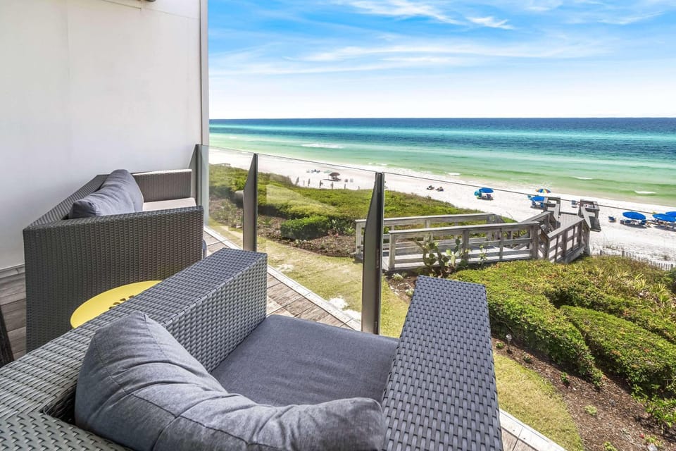The Good Life House in Seacrest