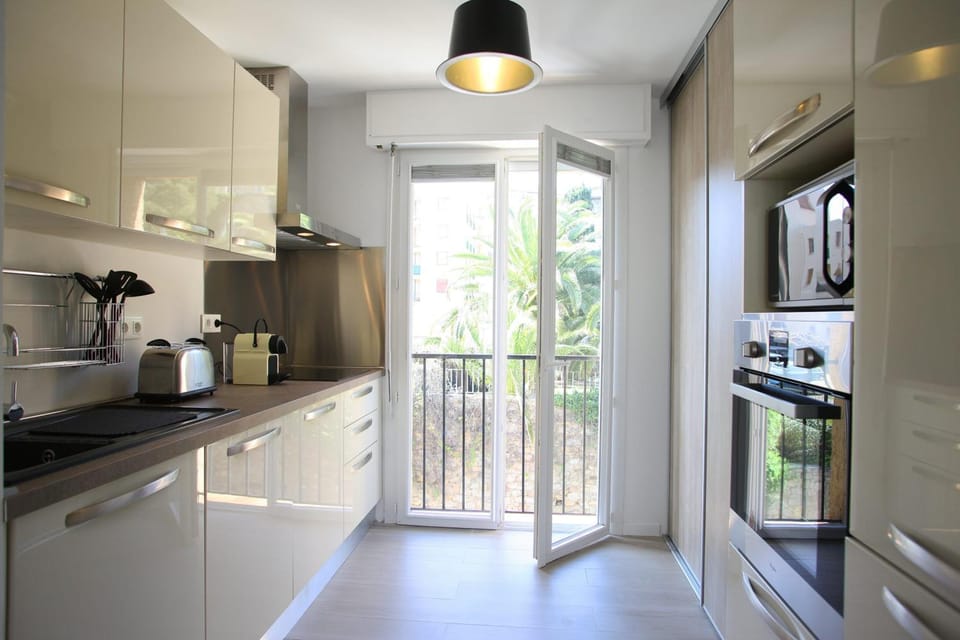 Coffee/tea facilities, Kitchen or kitchenette, dishwasher, minibar, pet friendly, toaster