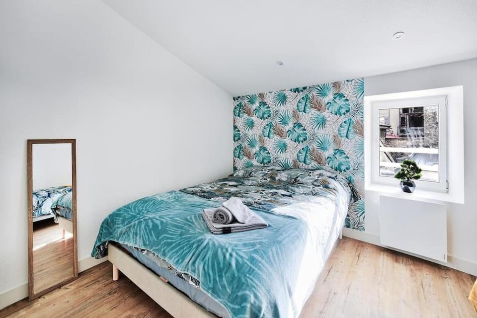 Bed, Bedroom, wardrobe
