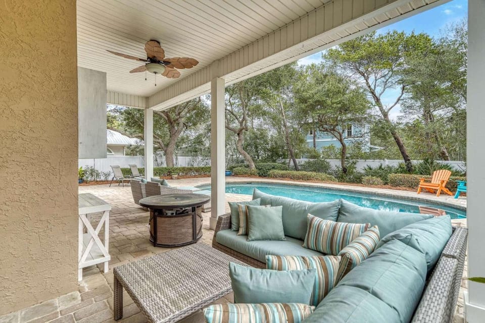 Sandy's Seacrest House in Seacrest