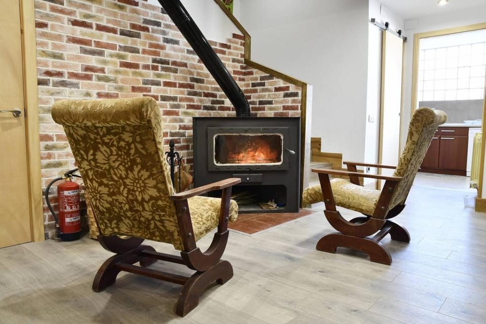 Living room, fireplace