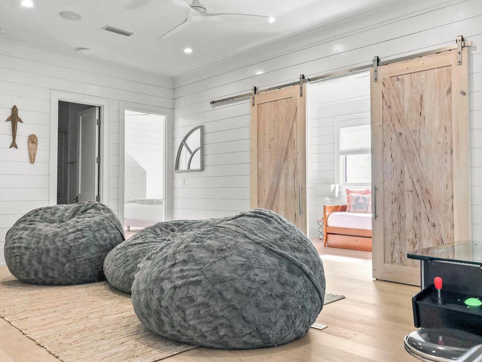 LouLou and Studs Beachhouse House in Seagrove Beach