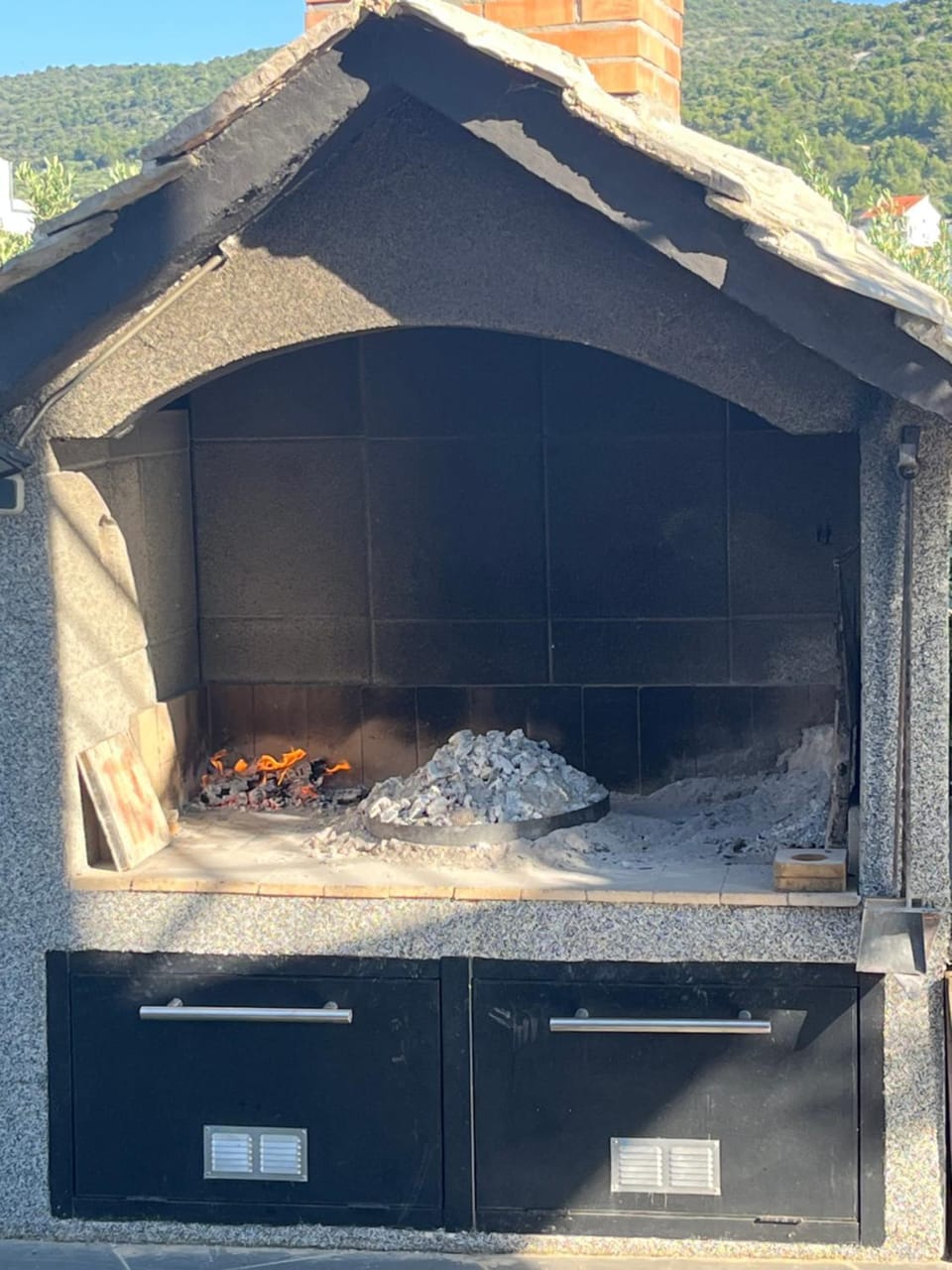 BBQ facilities, BBQ facilities