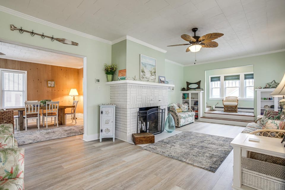 Near Beach & Boardwalk! Group Escape in Ocean City House in Ocean City
