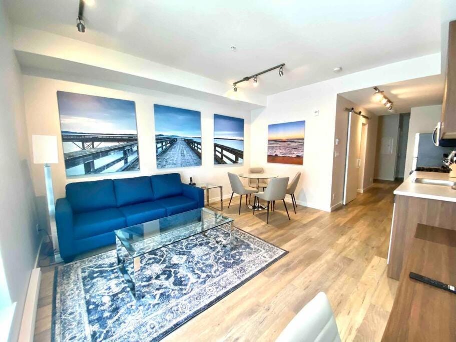 Perfect Brand New Condo Downtown Sidney Apartment in Sidney