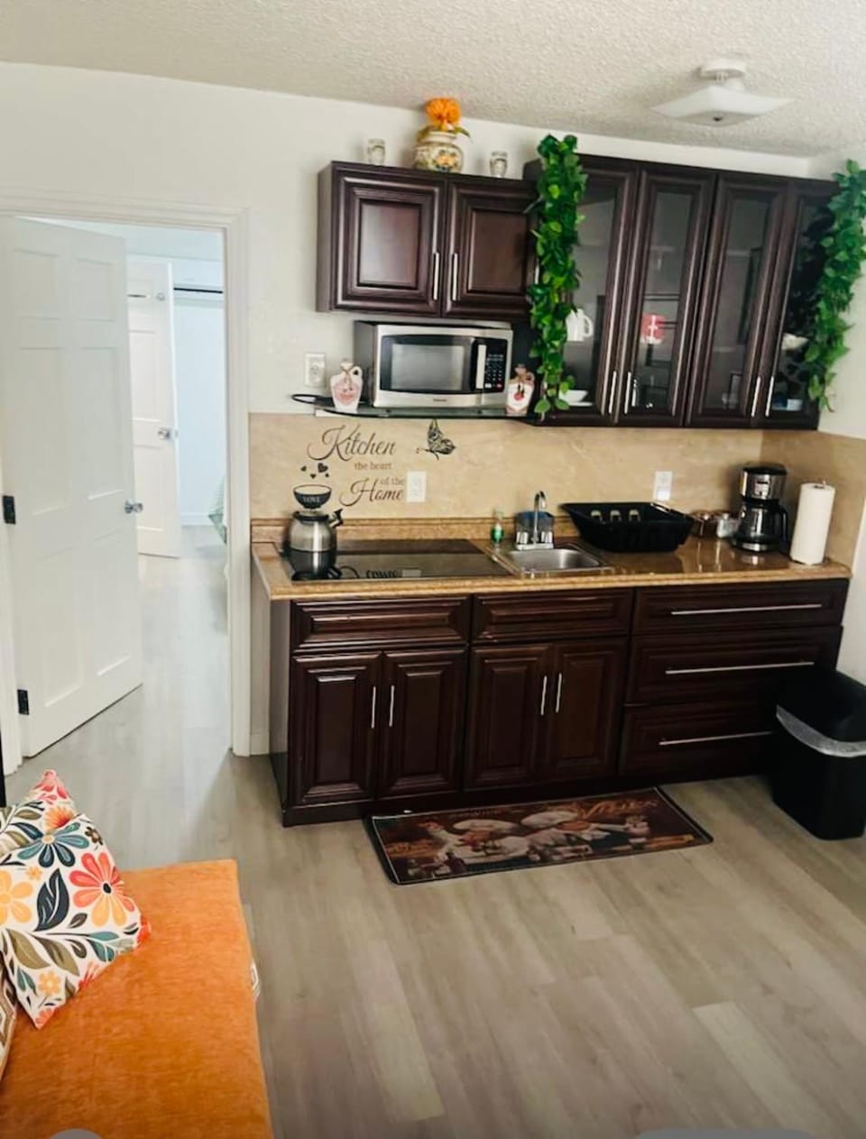 NEW PRIVATE STUDIO MAGIC CITY OF MIAMI, GATED PARKING Vacation rental in Coral Gables