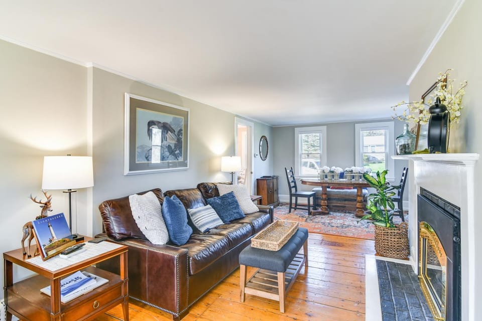 Quiet Waterfront Home: Ideal Maine Escape! House in Bass Harbor