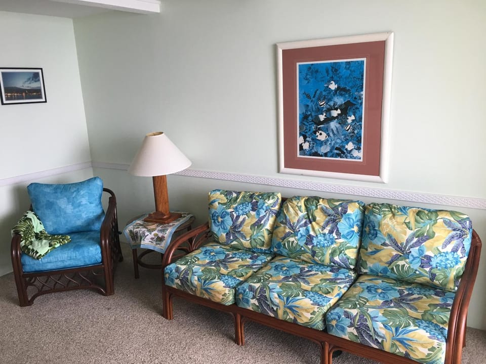 Beautiful Oceanfront Welcomes you at Hale Kona Kai 203 by Casago Kona House in Holualoa