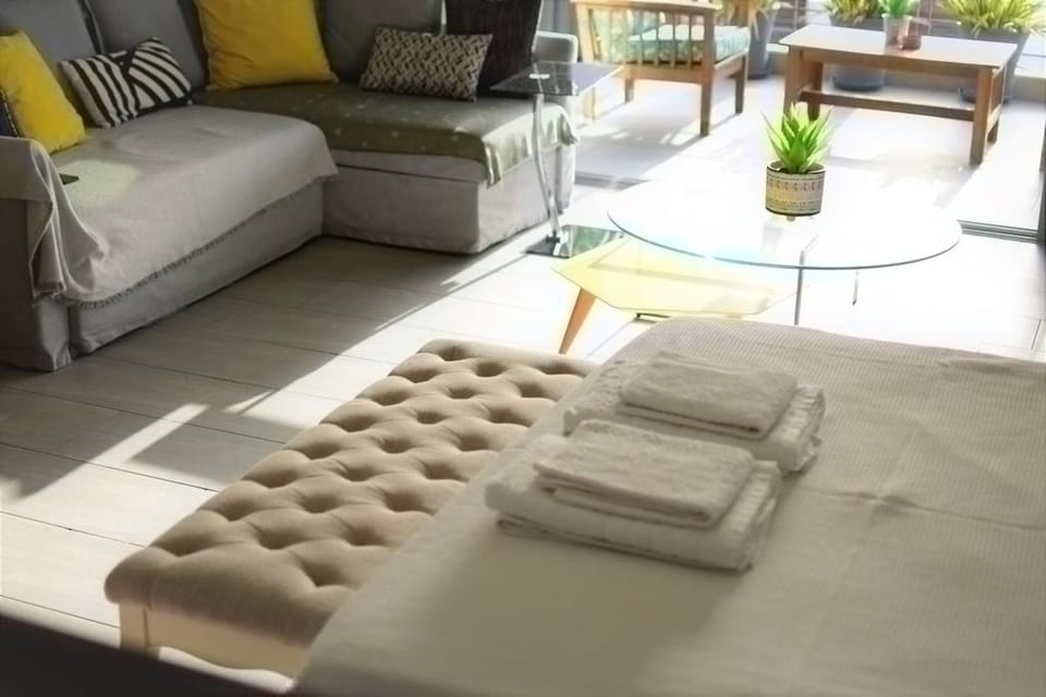 Bed, Living room, Seating area, Bedroom, towels