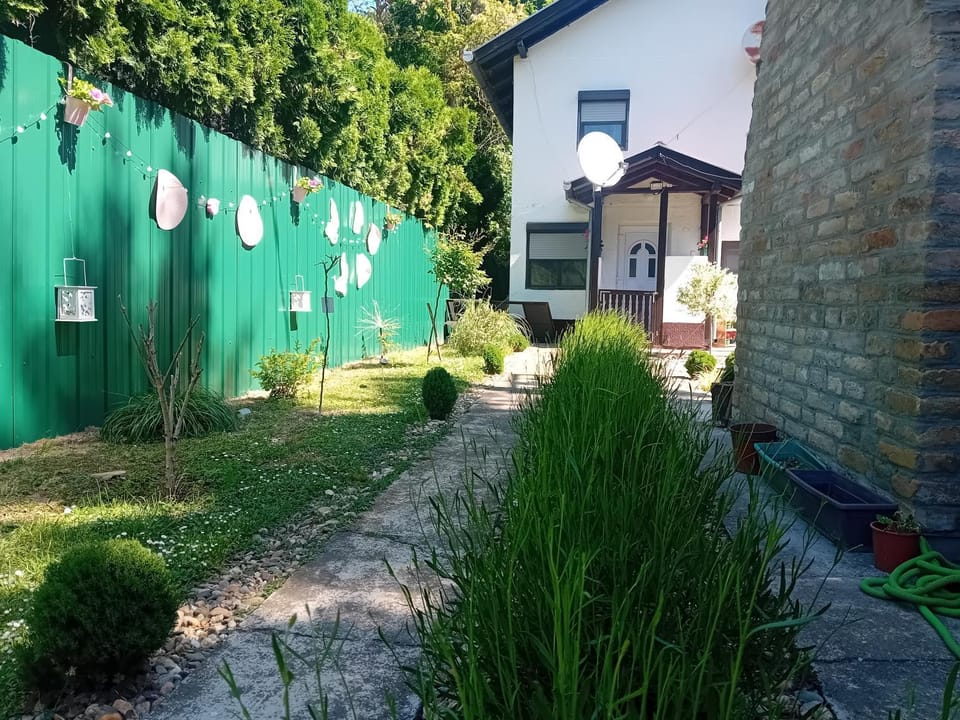 Apartmani Dunav Apatin Bed and Breakfast in Vojvodina
