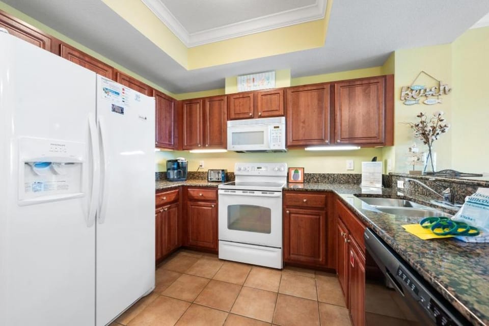 Crystal Tower 402 by Youngs Suncoast Apartment in West Beach