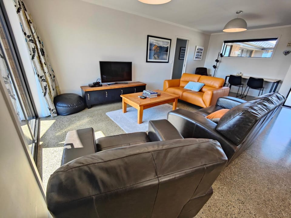 Gorgeous in the Glen House in Invercargill