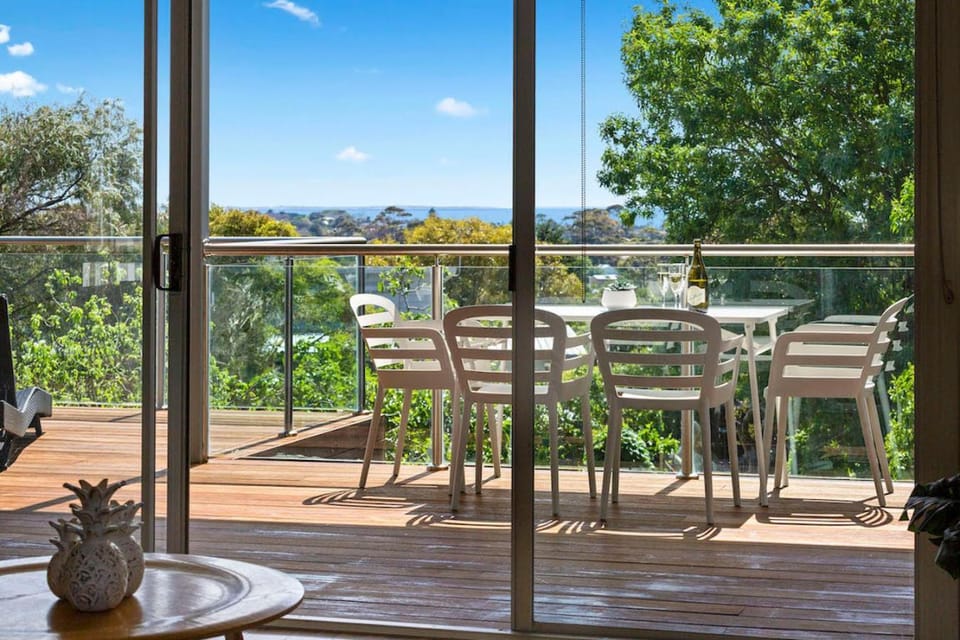 View (from property/room), Balcony/Terrace, Sea view
