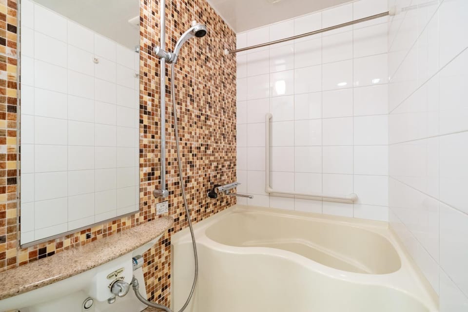 Bathroom, Bath