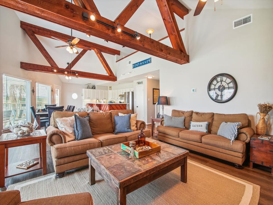 Kitchen or kitchenette, Living room, Seating area, furniture, air conditioner