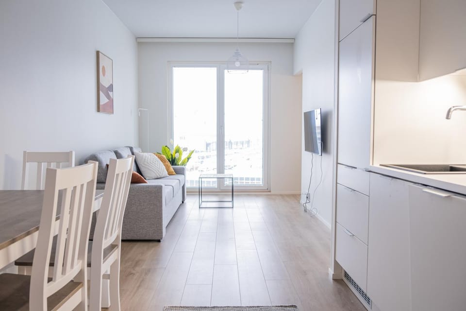TV and multimedia, Kitchen or kitchenette, Living room, Dining area, stove