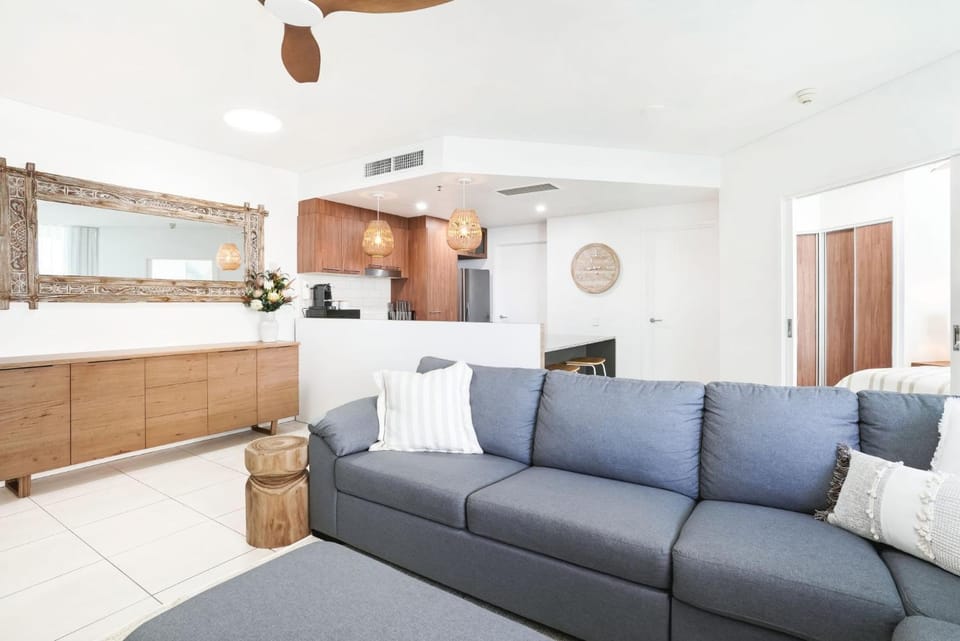 Ocean Views at Mantra Trilogy Apartment in Cairns