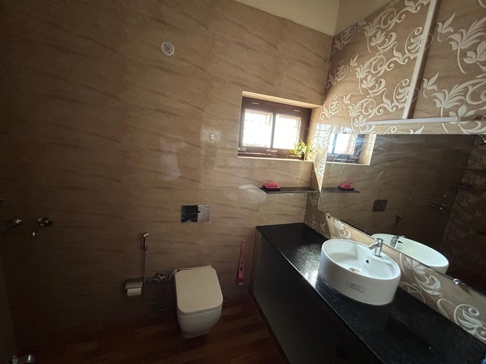 Toilet, Bathroom