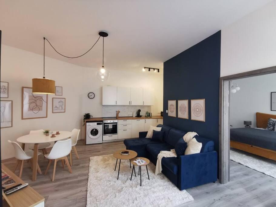Fiesta City Suite 2 bedr Apartment in Budapest