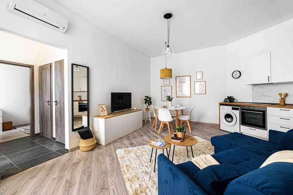 Fiesta City Suite 2 bedr Apartment in Budapest