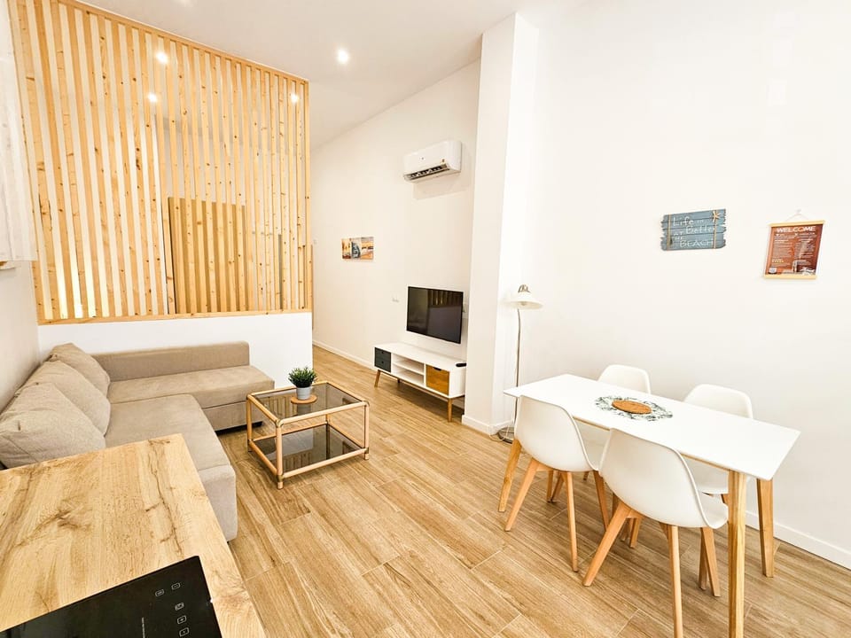 TV and multimedia, Living room, air conditioner
