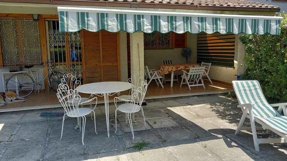 Property building, Patio