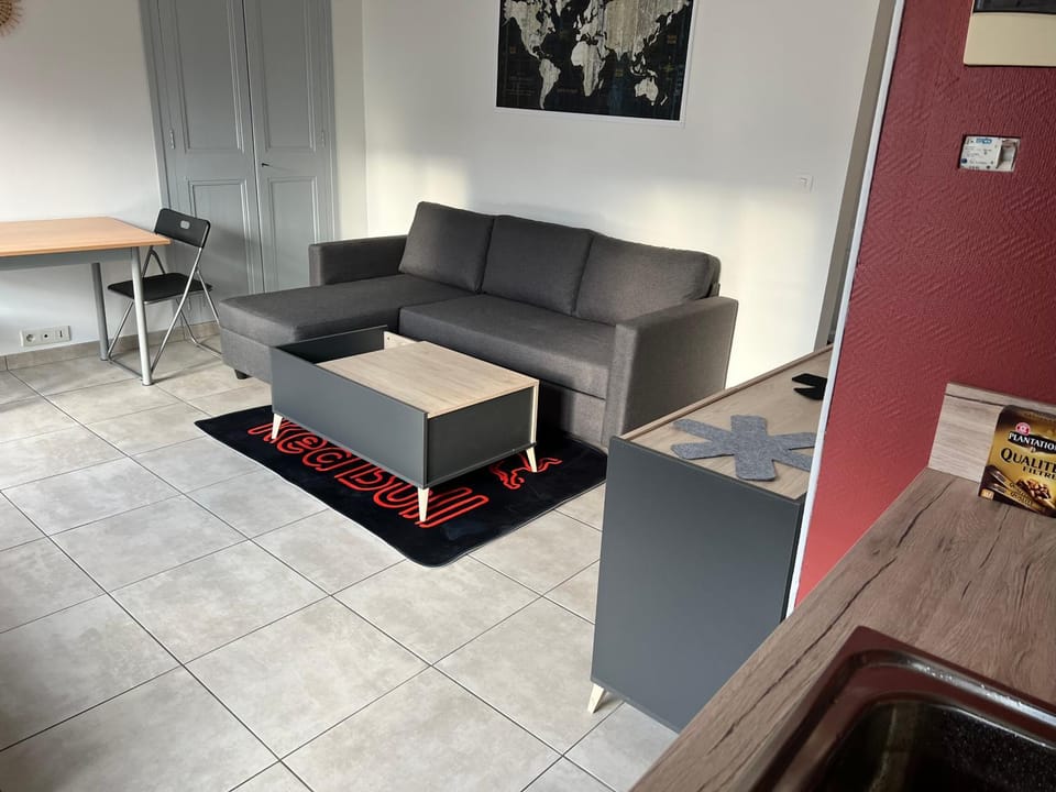 1 appartement neuf centre flers accès facile proche gare et commodités Apartment in Normandy