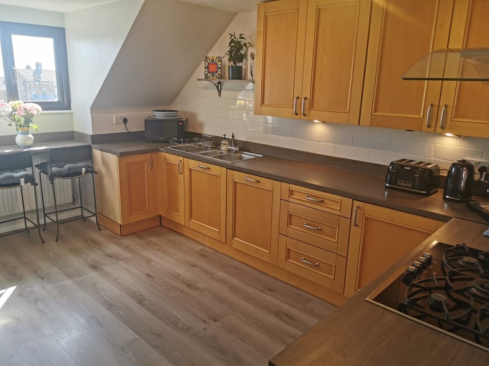 Kitchen or kitchenette, kitchen