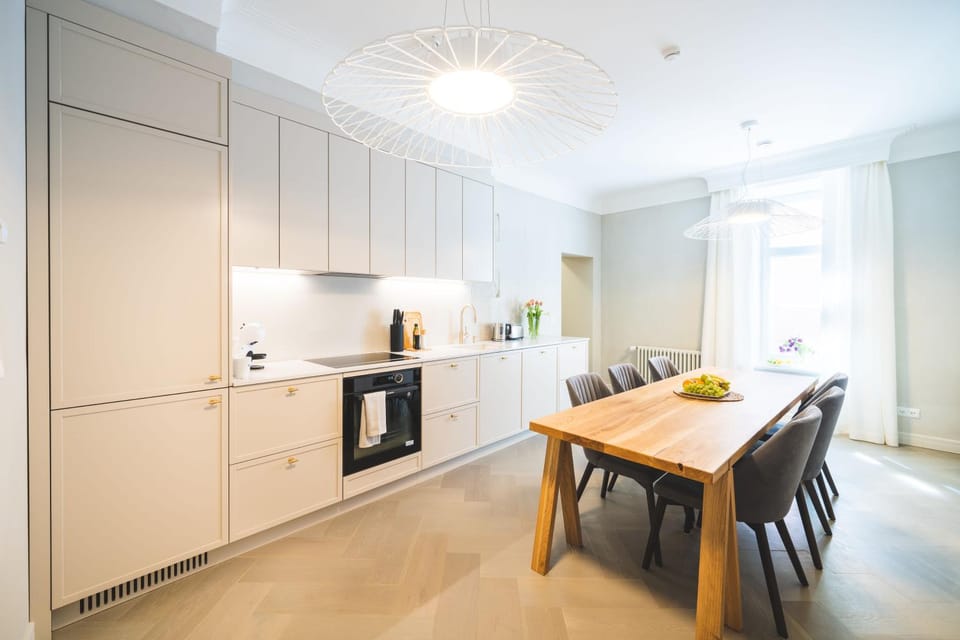 Coffee/tea facilities, Kitchen or kitchenette, Dining area, dishwasher, pet friendly, stove, toaster