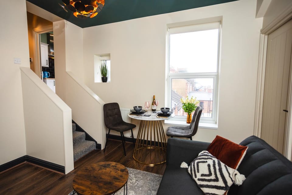 Living room, Seating area, Dining area