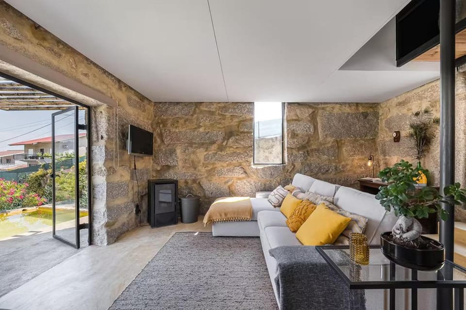 TV and multimedia, View (from property/room), Living room, Seating area