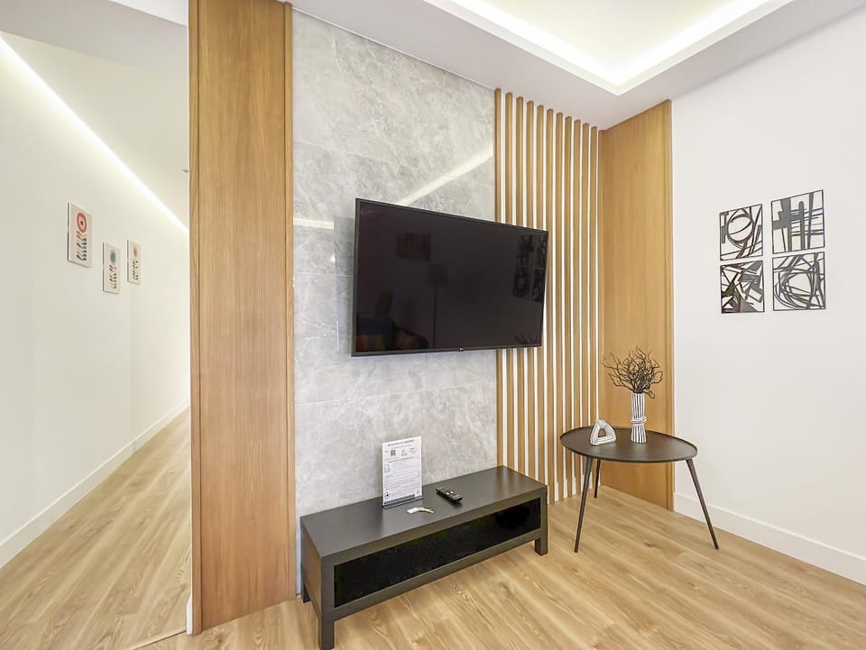 Piso Amplio 2H/2B Plaza de España Berlany España Apartment in Centro