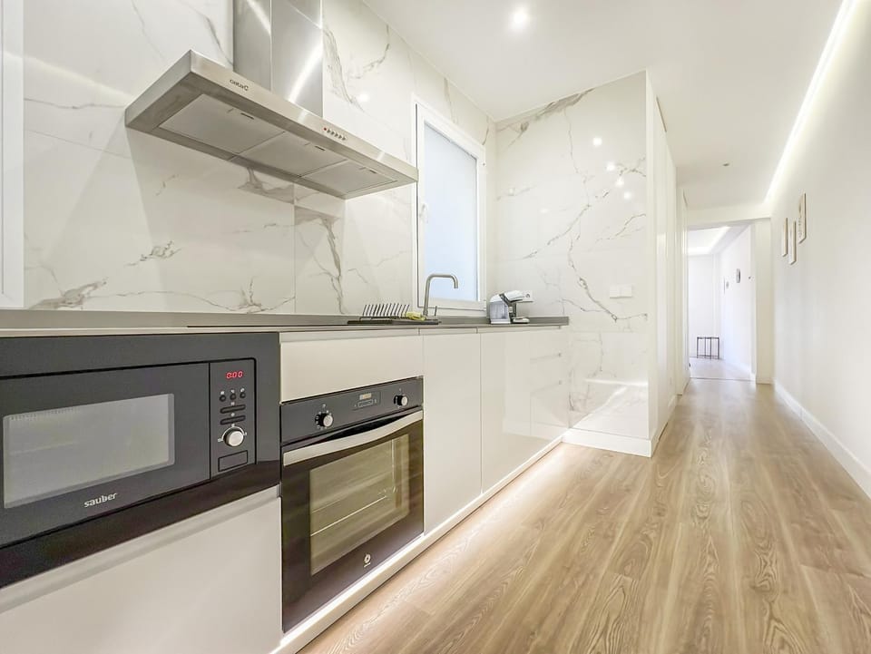 Piso Amplio 2H/2B Plaza de España Berlany España Apartment in Centro