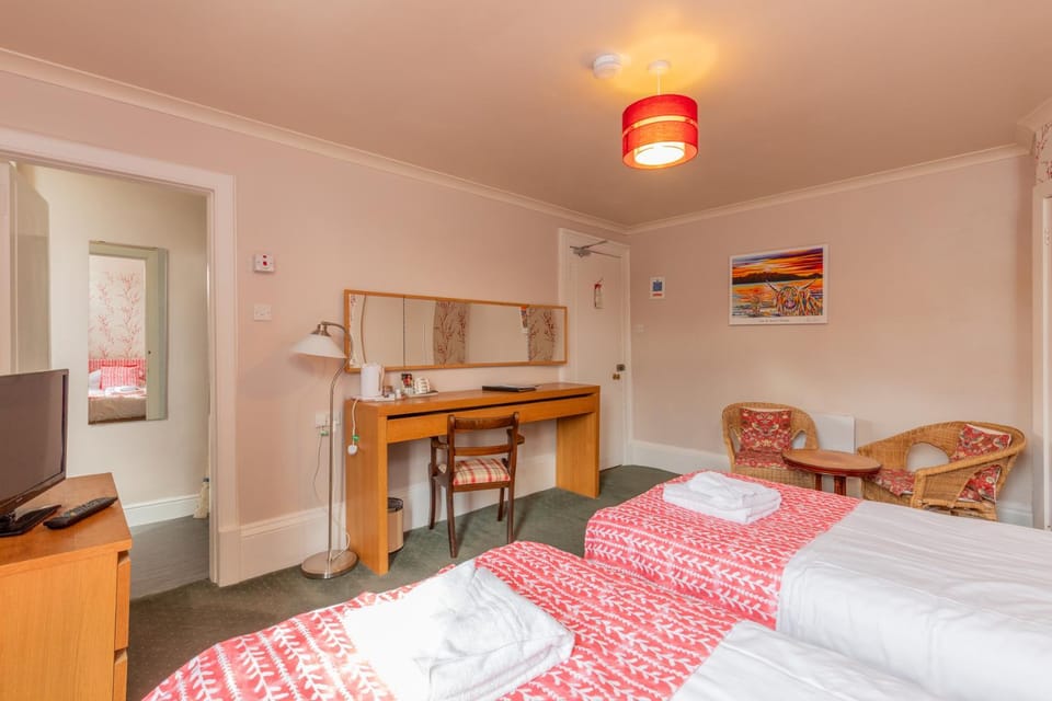 Bathroom, View (from property/room), Photo of the whole room, Decorative detail, Bedroom
