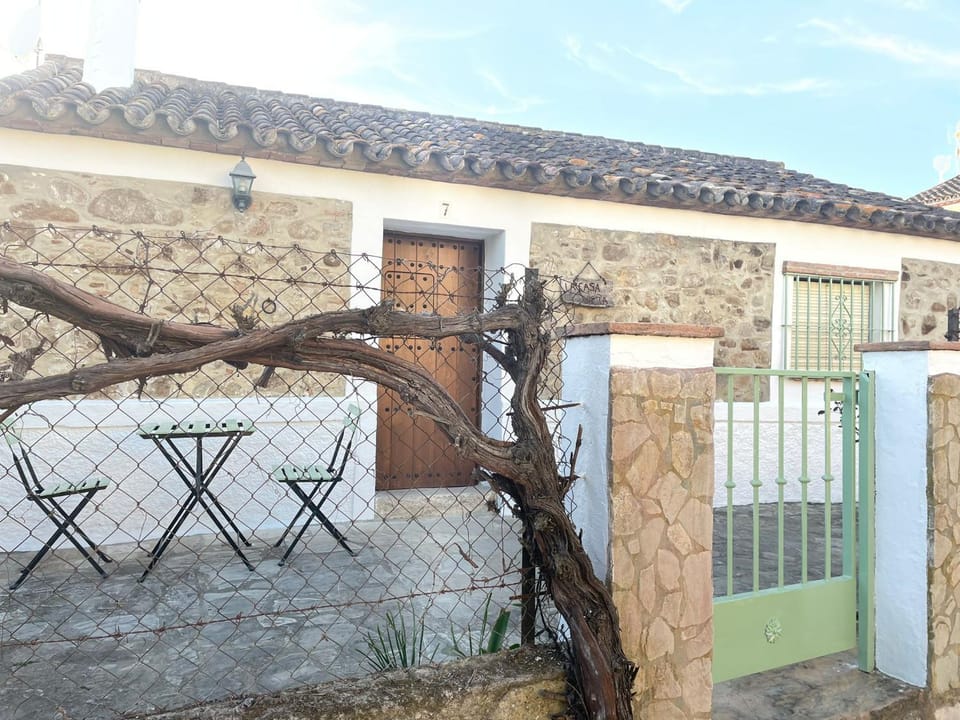La casa vieja de Marchenilla House in Andalusia