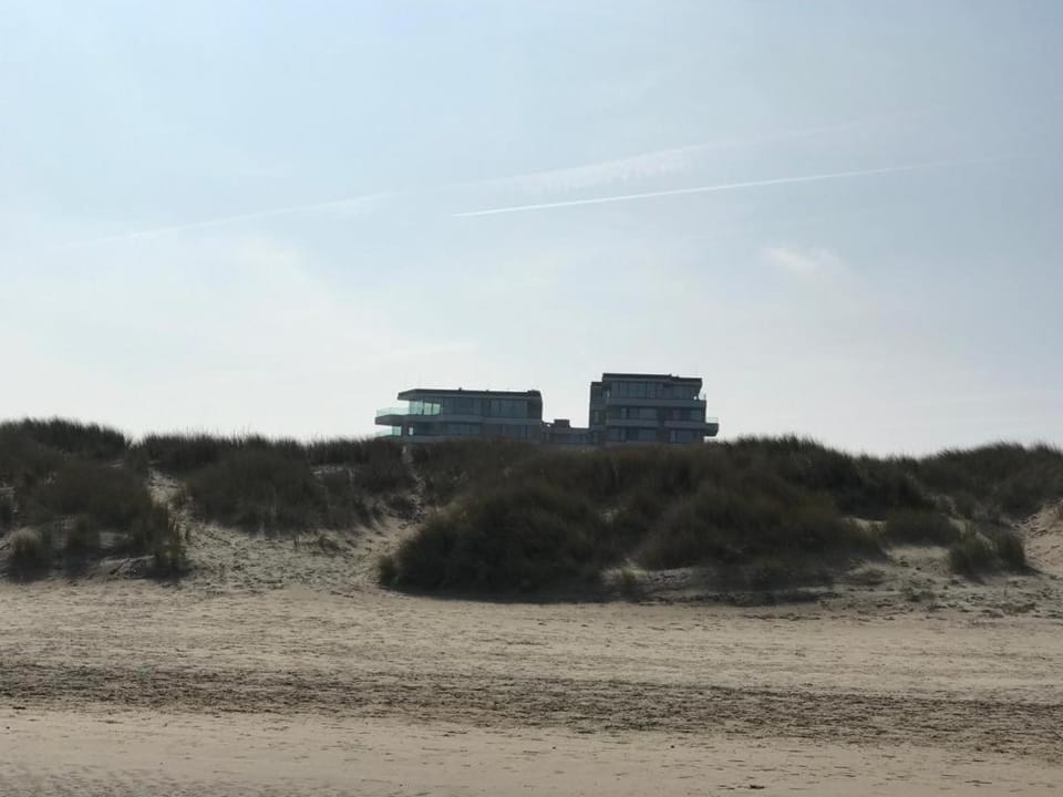 Property building, Natural landscape, Beach, Sea view