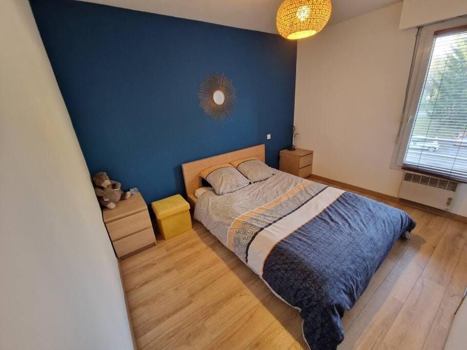 Bed, Photo of the whole room, Bedroom