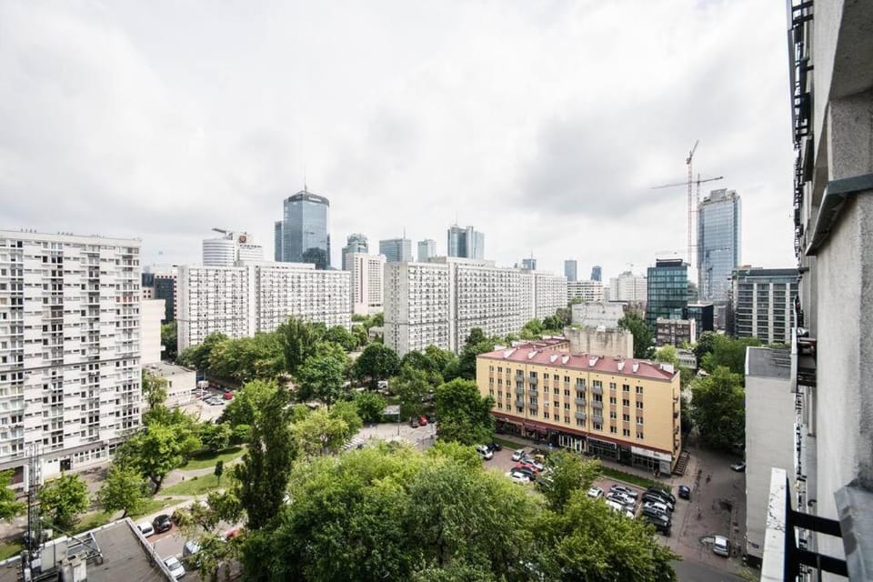 Day, Neighbourhood, City view, Street view, Location