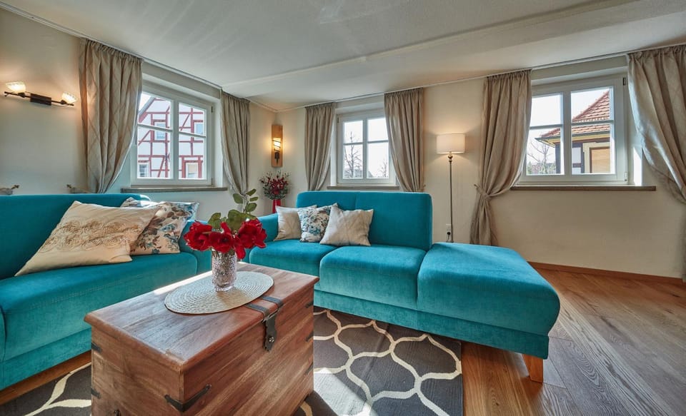 Living room, Seating area, Landmark view